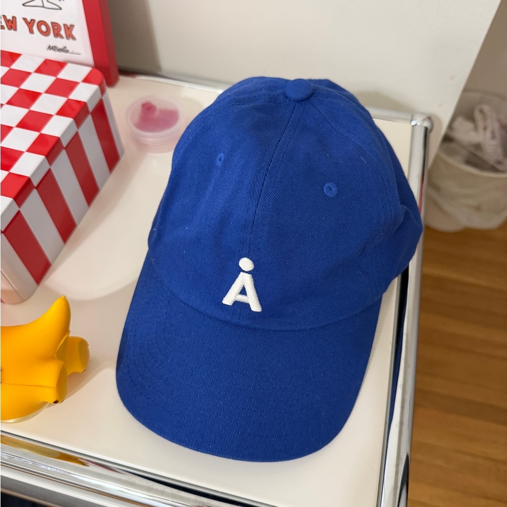 Aland blue baseball cap